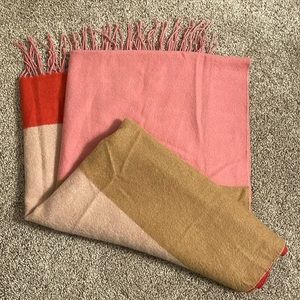 GAP Colorblock Scarf